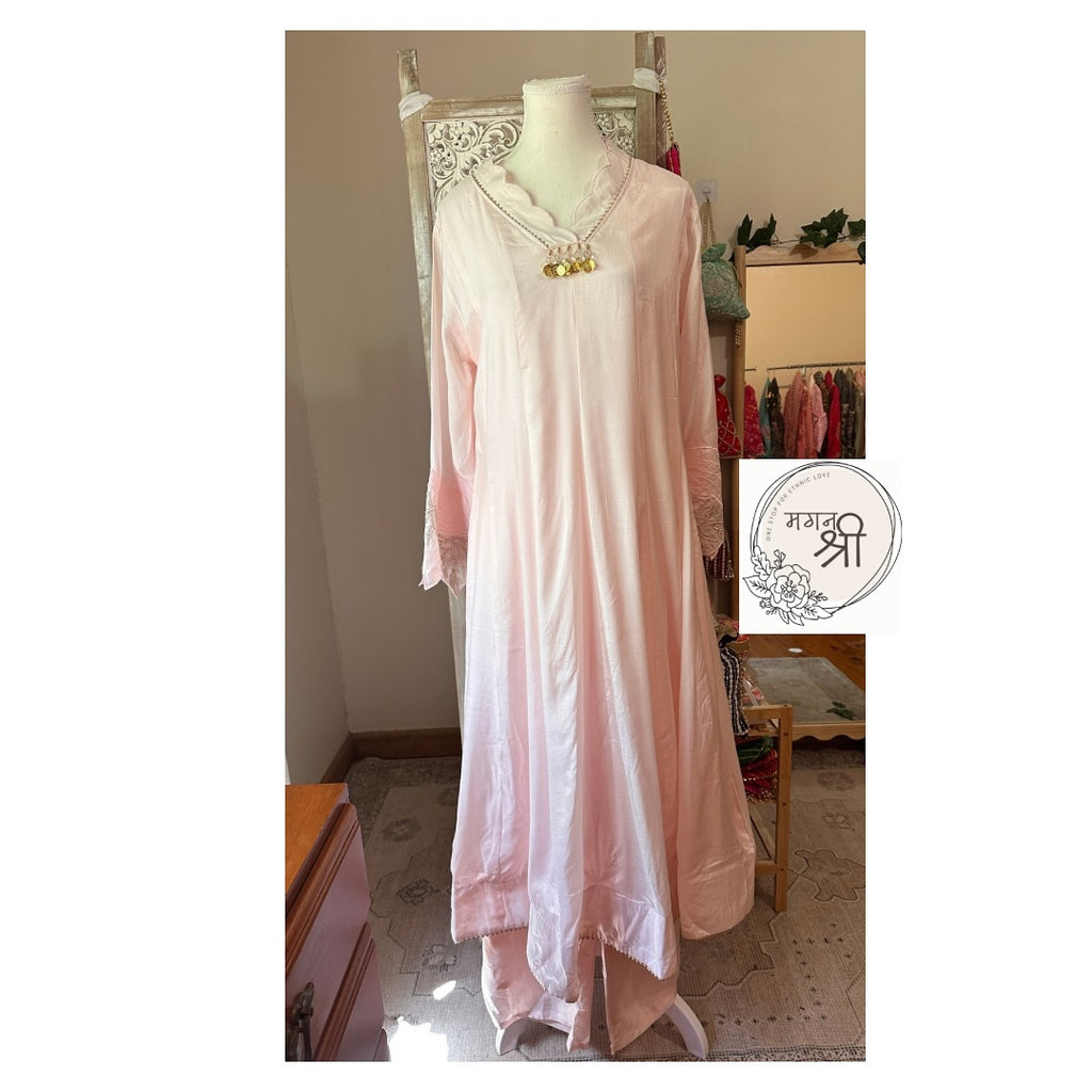 Gulab Pari — Blush Pink Organza Dupatta Kurta Set