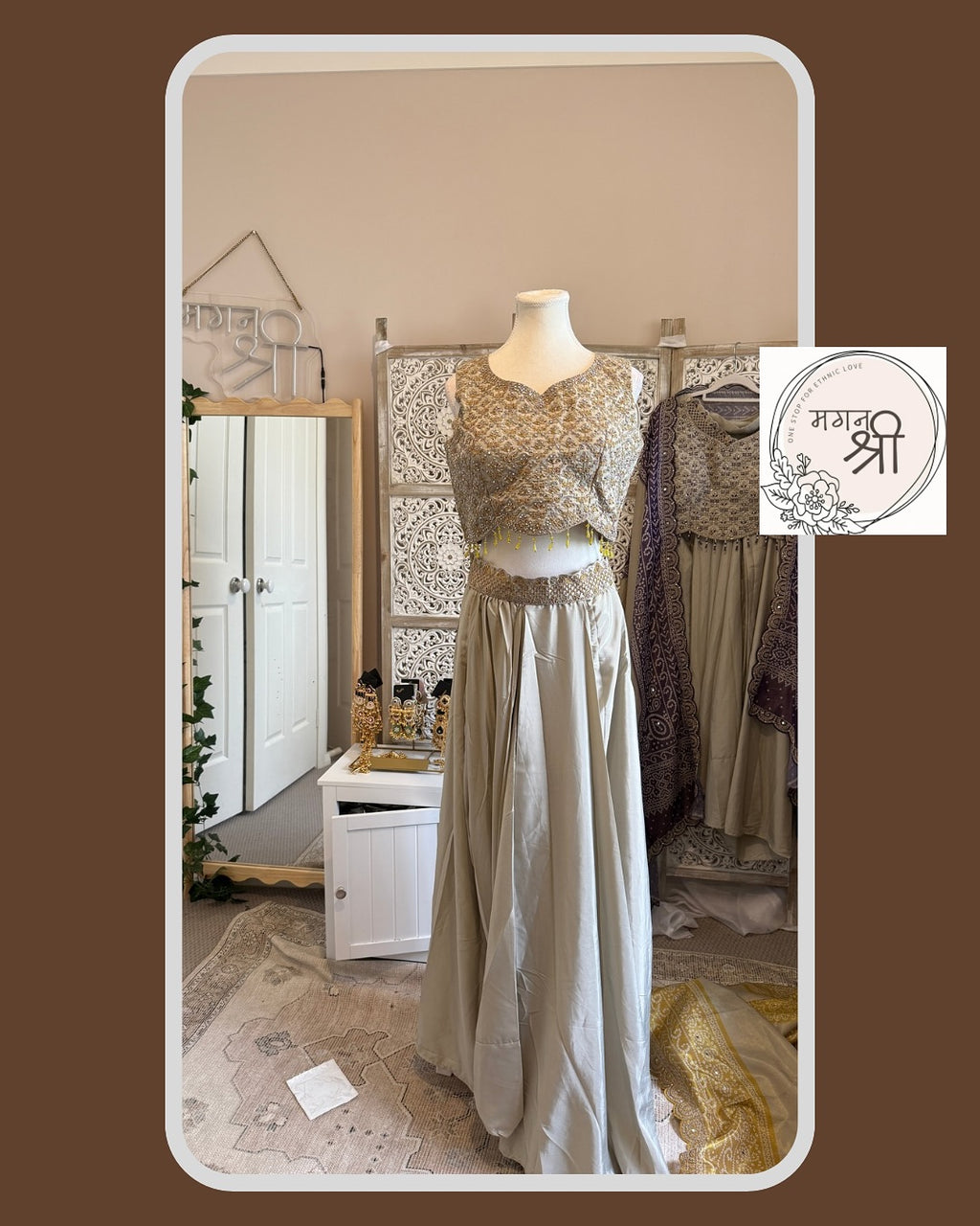 Aaradhya Cowl Skirt Bhandej Cape Set