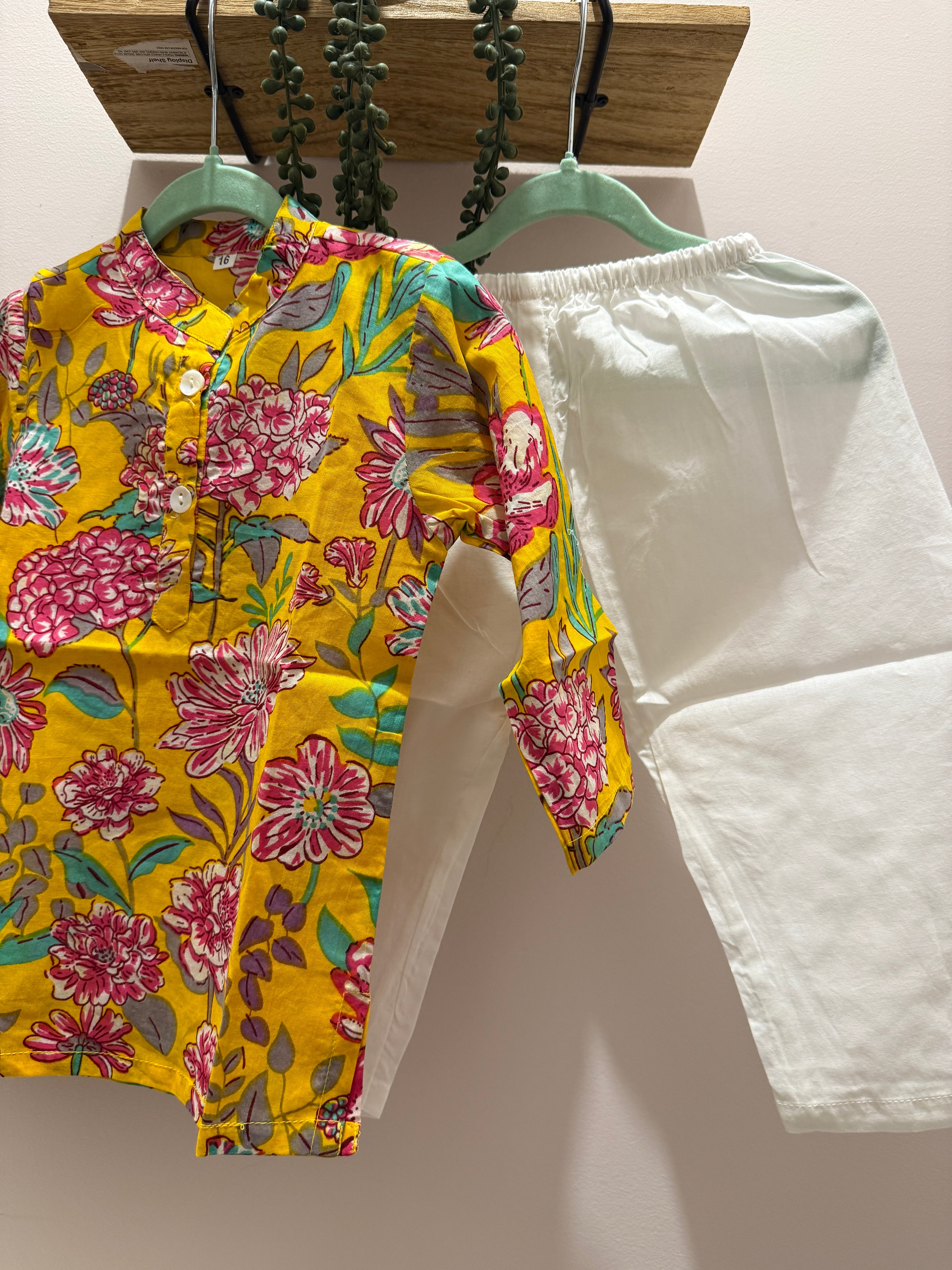 Phool Bahar — Kids Kurta Pyjama Set
