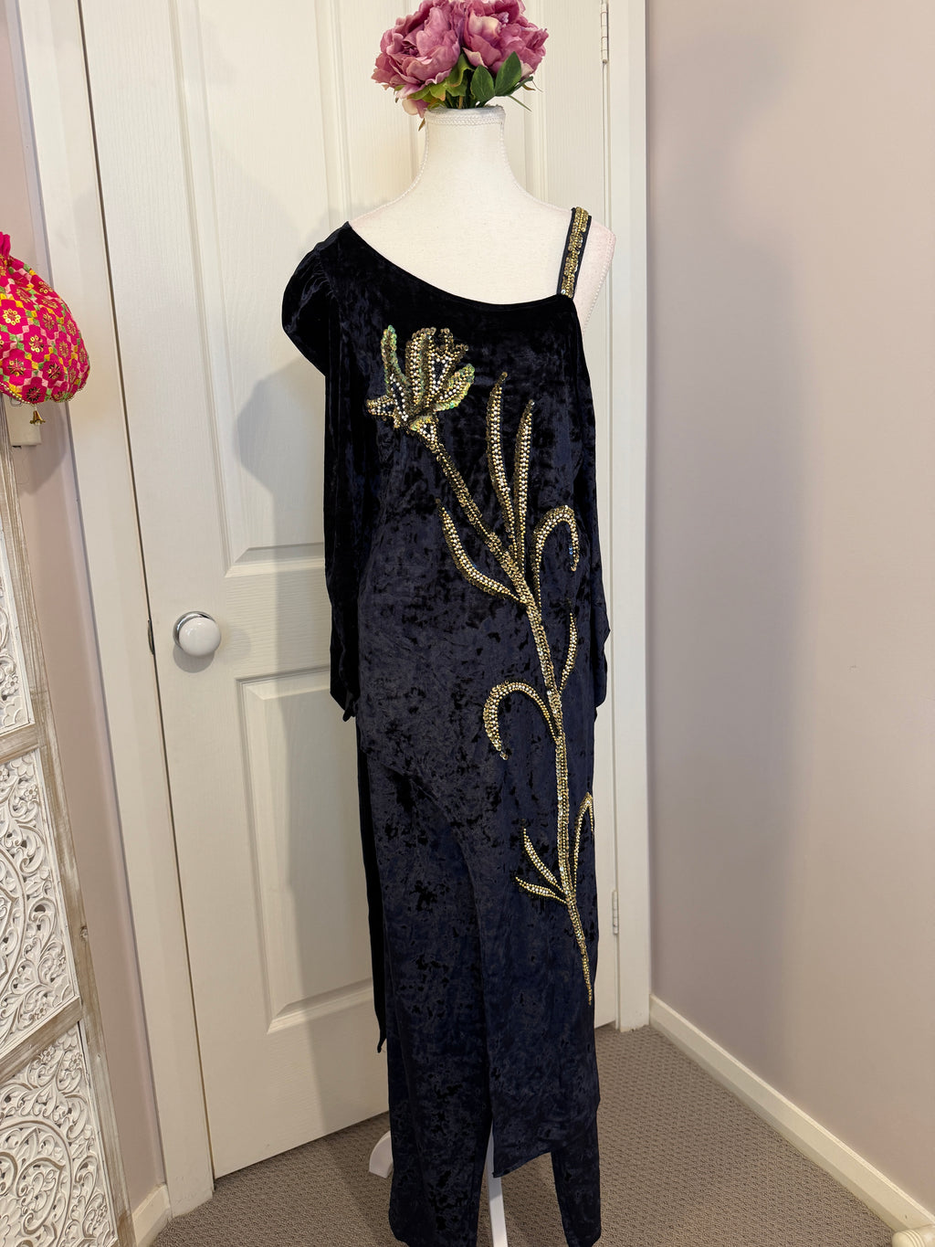 Midnight Bloom Velvet Statement Dress