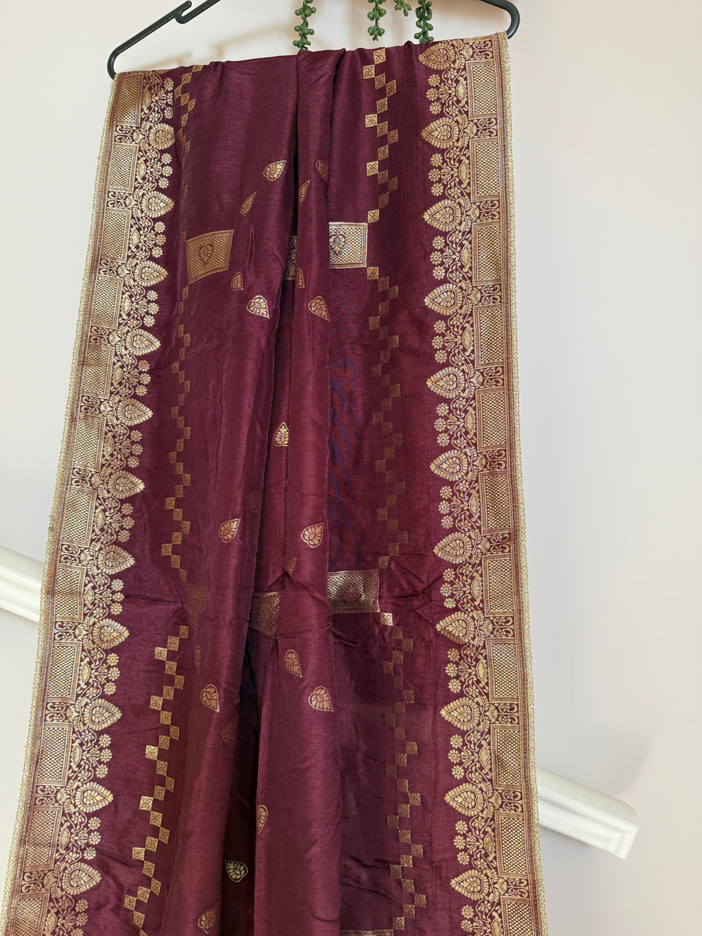Pure Banarasi Silk Dupatta – Wine | Gold Zari Woven Paisley Border