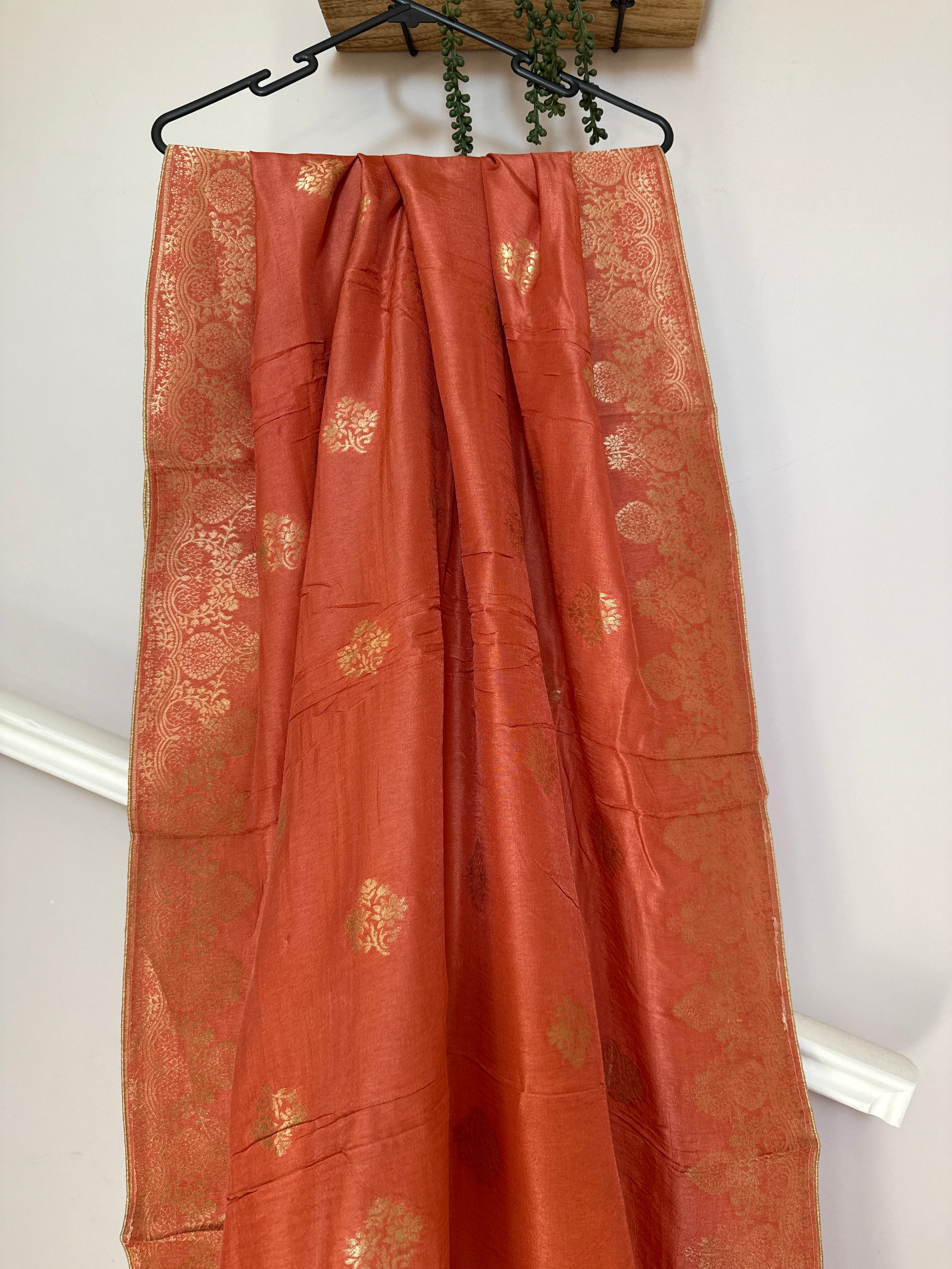 Pure Banarasi Silk Dupatta – Peach Coral | Gold Zari Woven Floral Border
